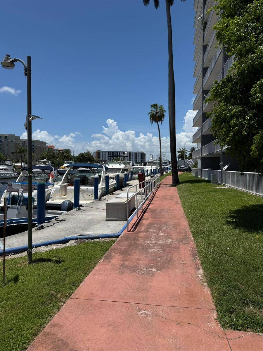 Miami, FL 33125,1800 NW 24th Ave #608