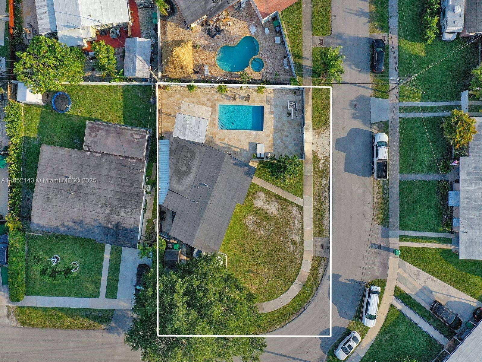 Miami, FL 33165,4721 SW 108th Ave