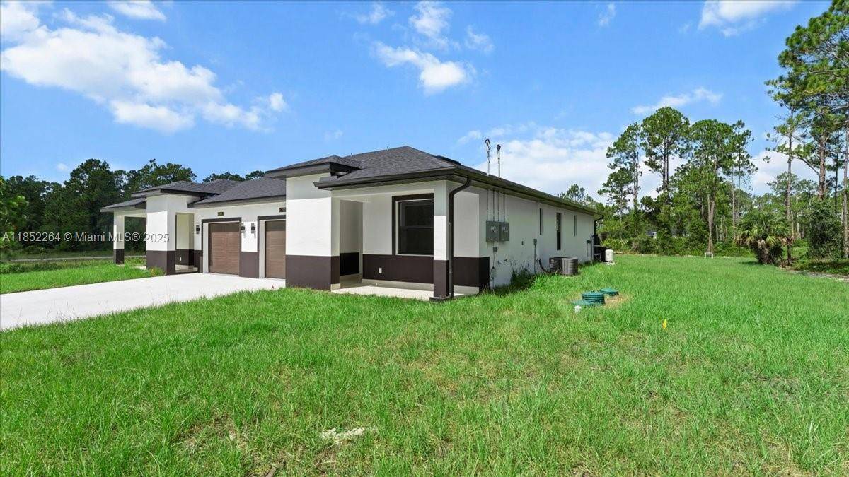 Fort Myers, FL 33972,1201 leroy ave