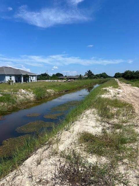 Lehigh Acres, FL 33973,1148-1150 S Harry Ave