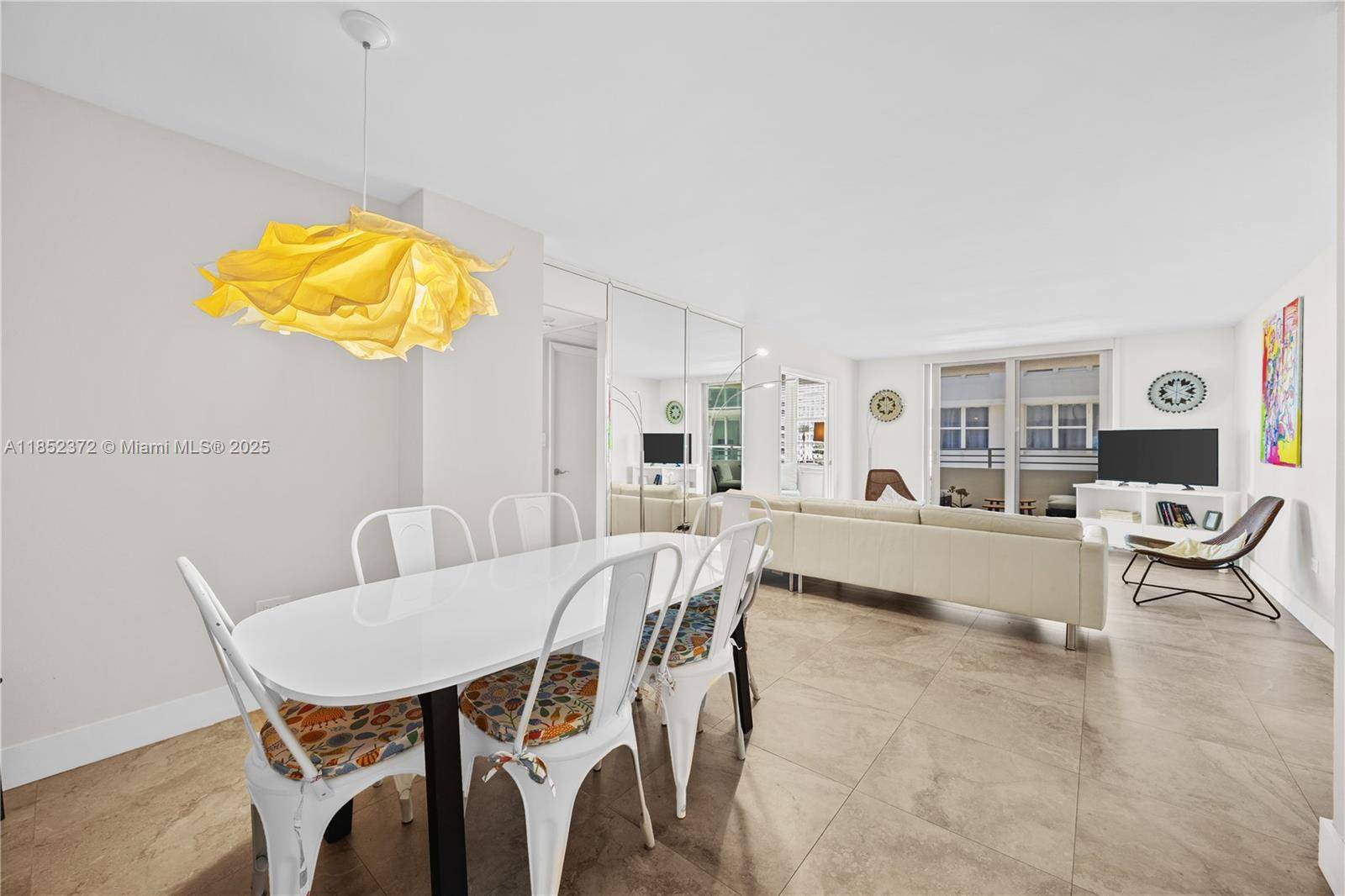 Miami Beach, FL 33140,5555 Collins Ave #4B