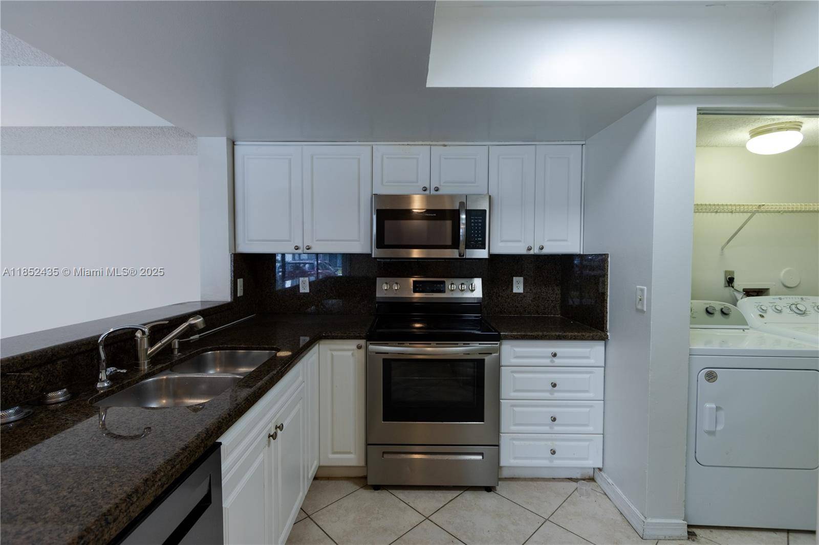 Coral Springs, FL 33071,9200 W Atlantic Blvd #1415
