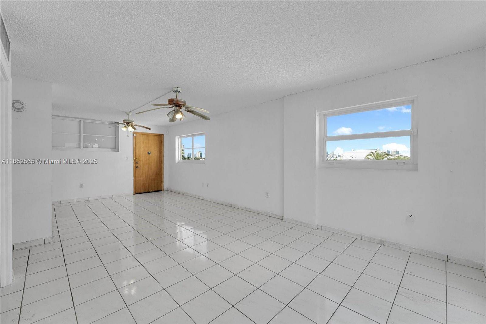 Miami Beach, FL 33139,1750 James Ave #7L