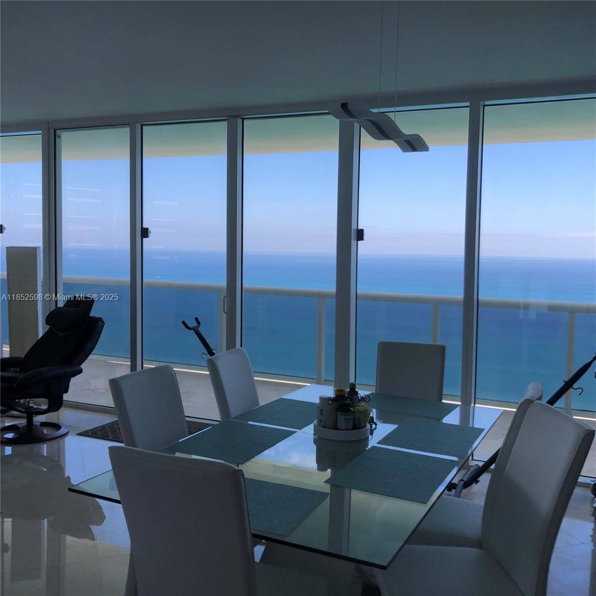 Hallandale Beach, FL 33009,1830 S Ocean Dr #4101