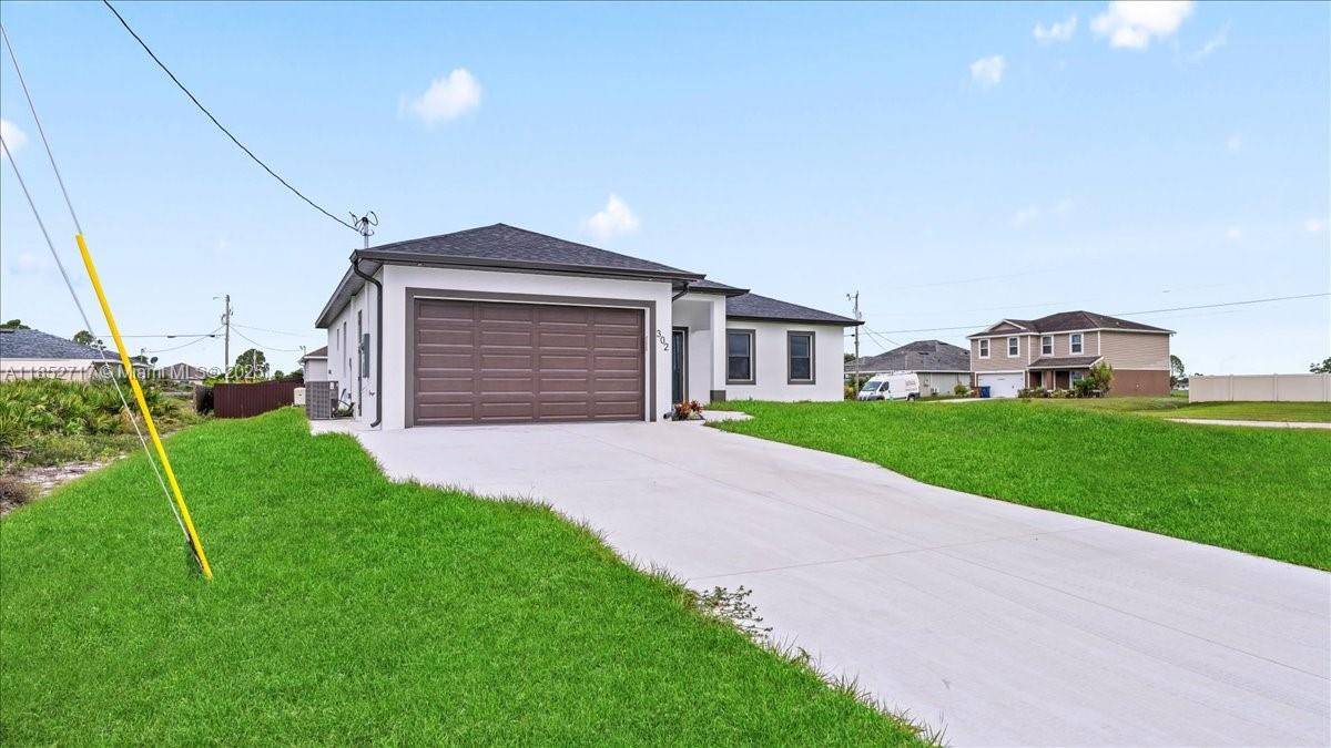 Lehigh Acres, FL 33974,302 Panorama Ave