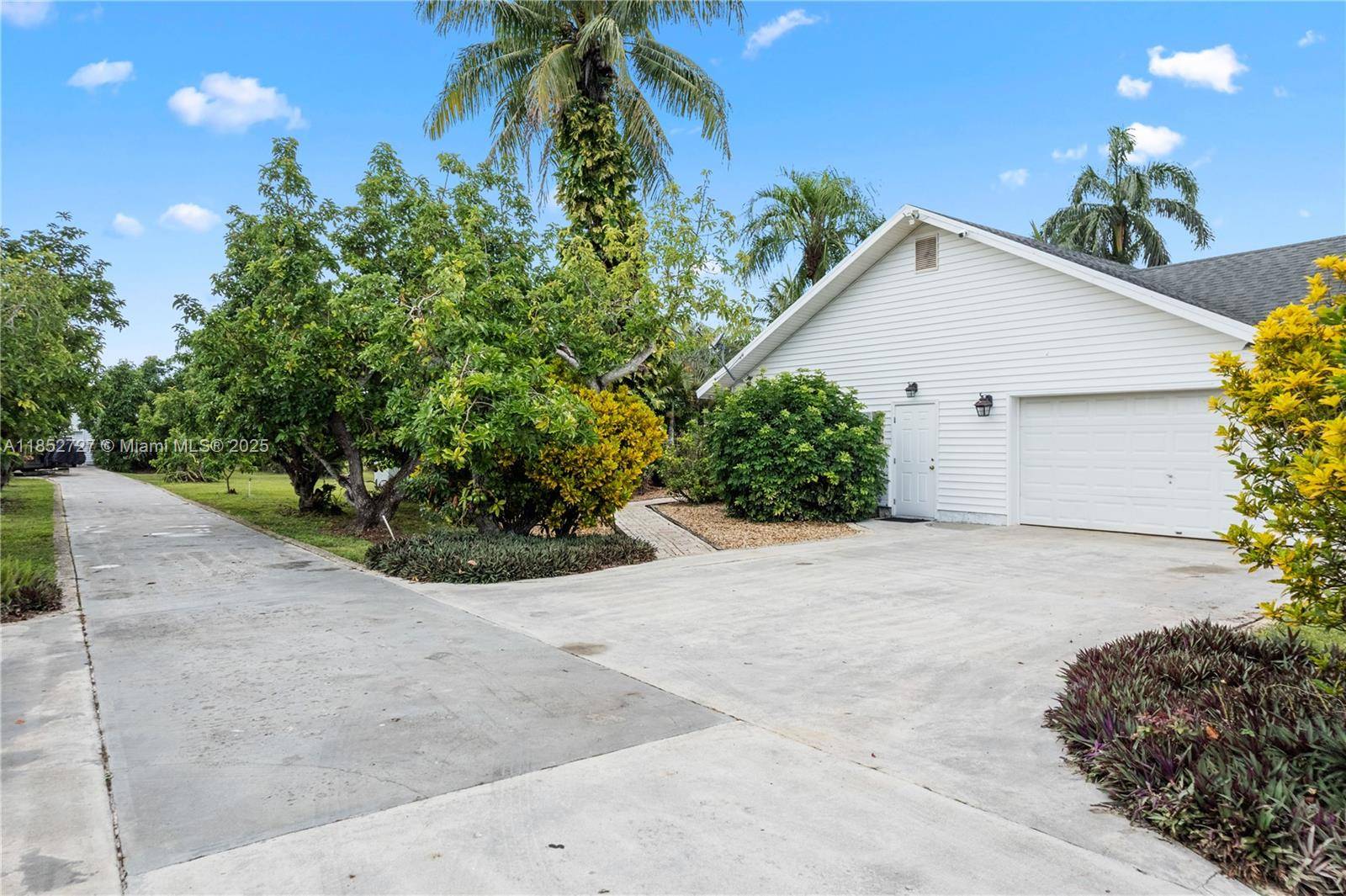 Homestead, FL 33031,27800 SW 182nd Ave