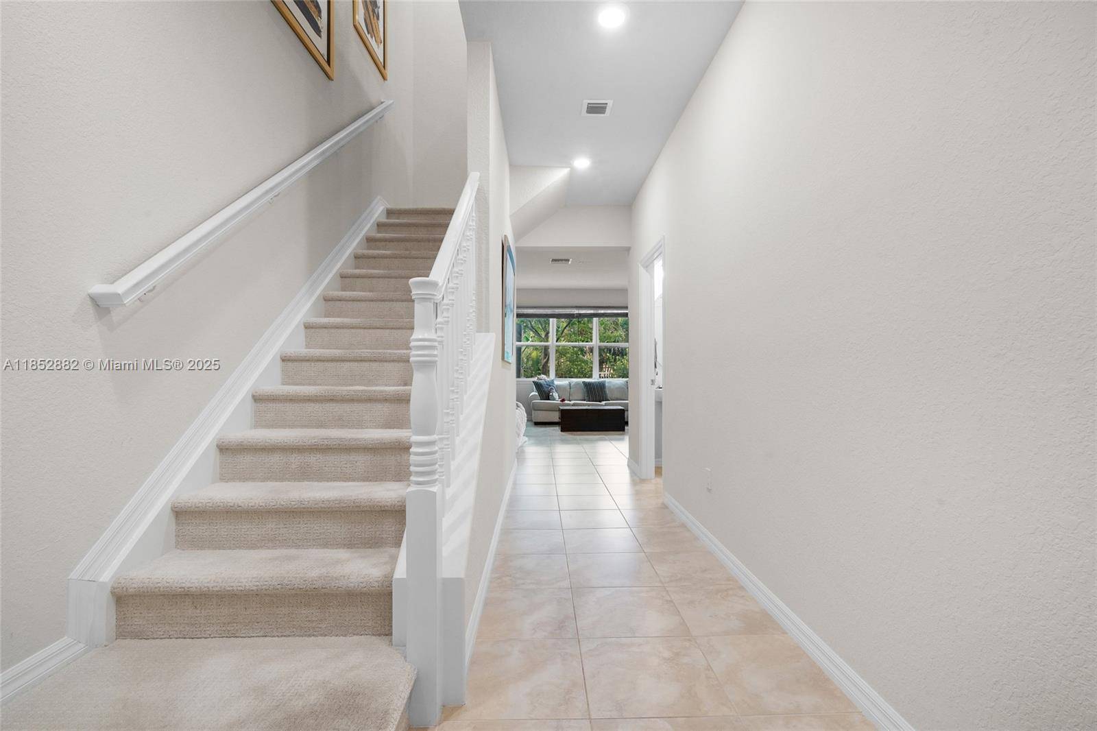 Hollywood, FL 33021,4248 Ficus St