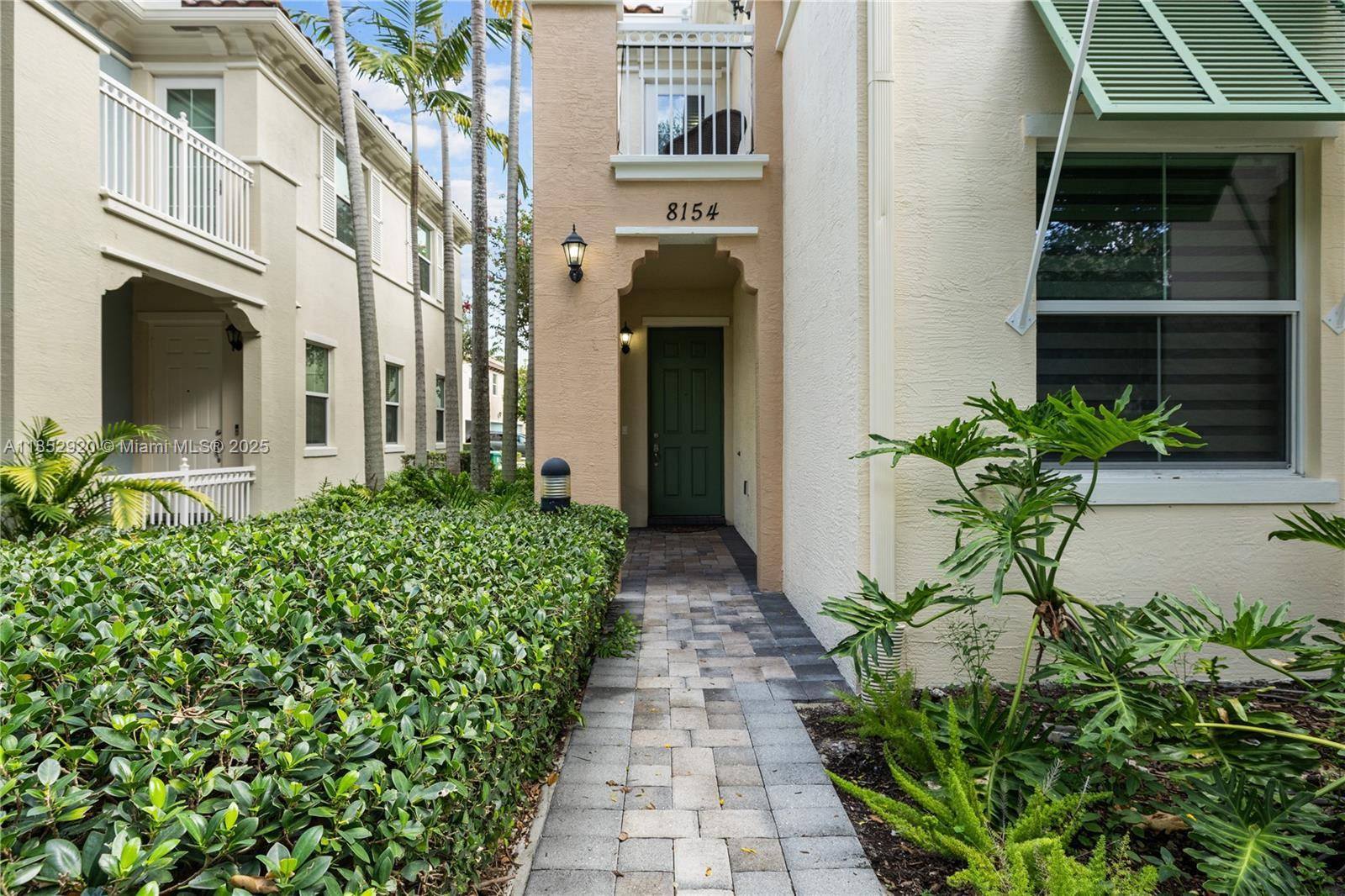 Cooper City, FL 33024,8154 Cascada Isles Dr