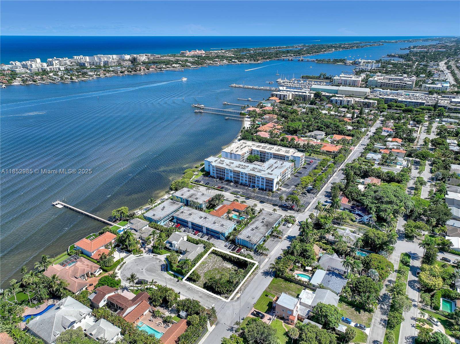 Lake Worth, FL 33460,7 Lakeside Palms Ct