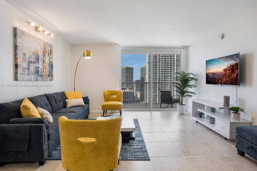 Miami, FL 33131,1200 Brickell Bay Dr #3124
