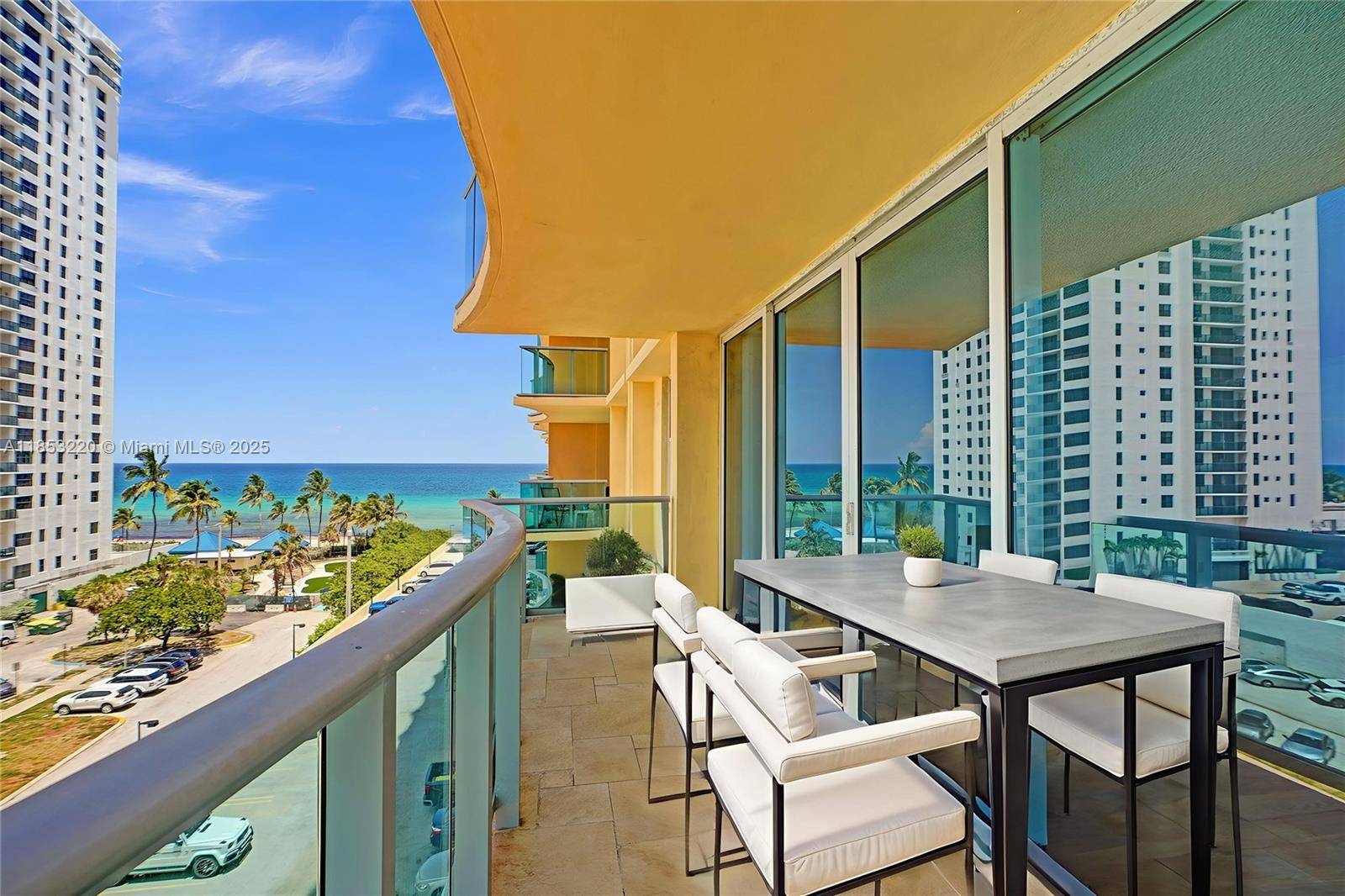 Hollywood, FL 33019,2501 S Ocean Dr #636