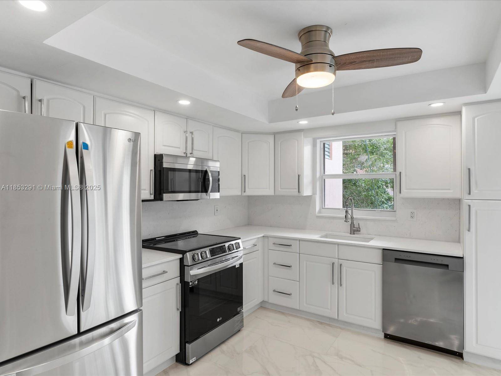 Hallandale Beach, FL 33009,200 NE 12th Ave #7C