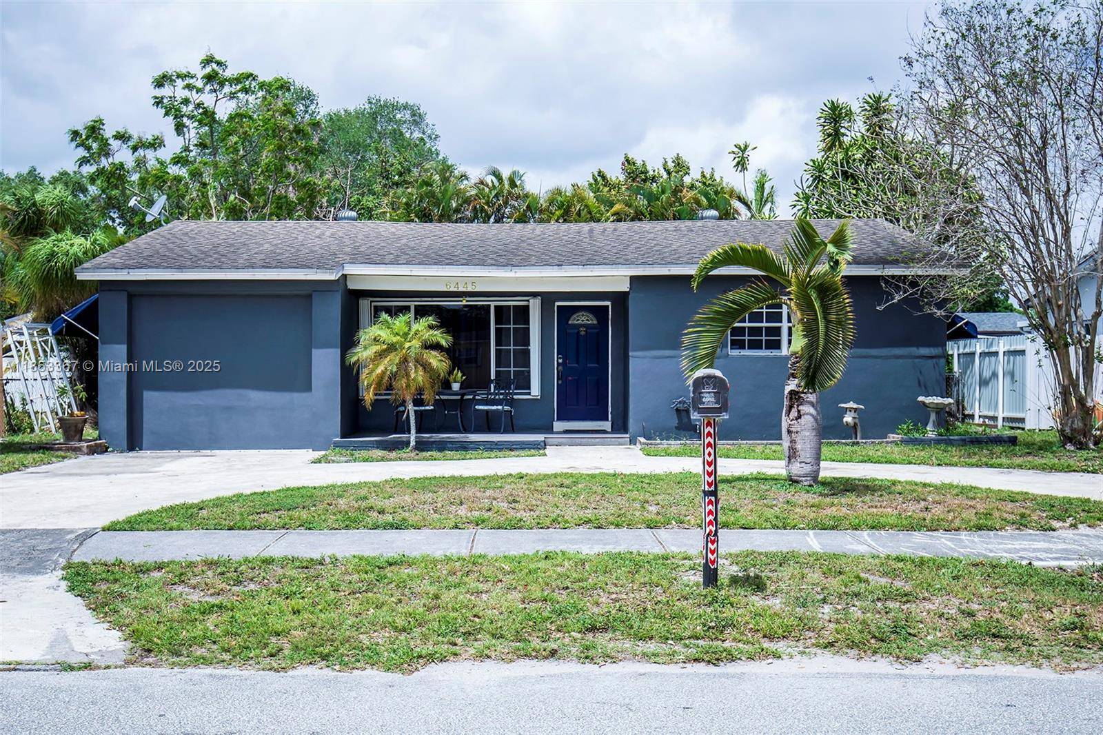 Hollywood, FL 33023,6445 S Funston St