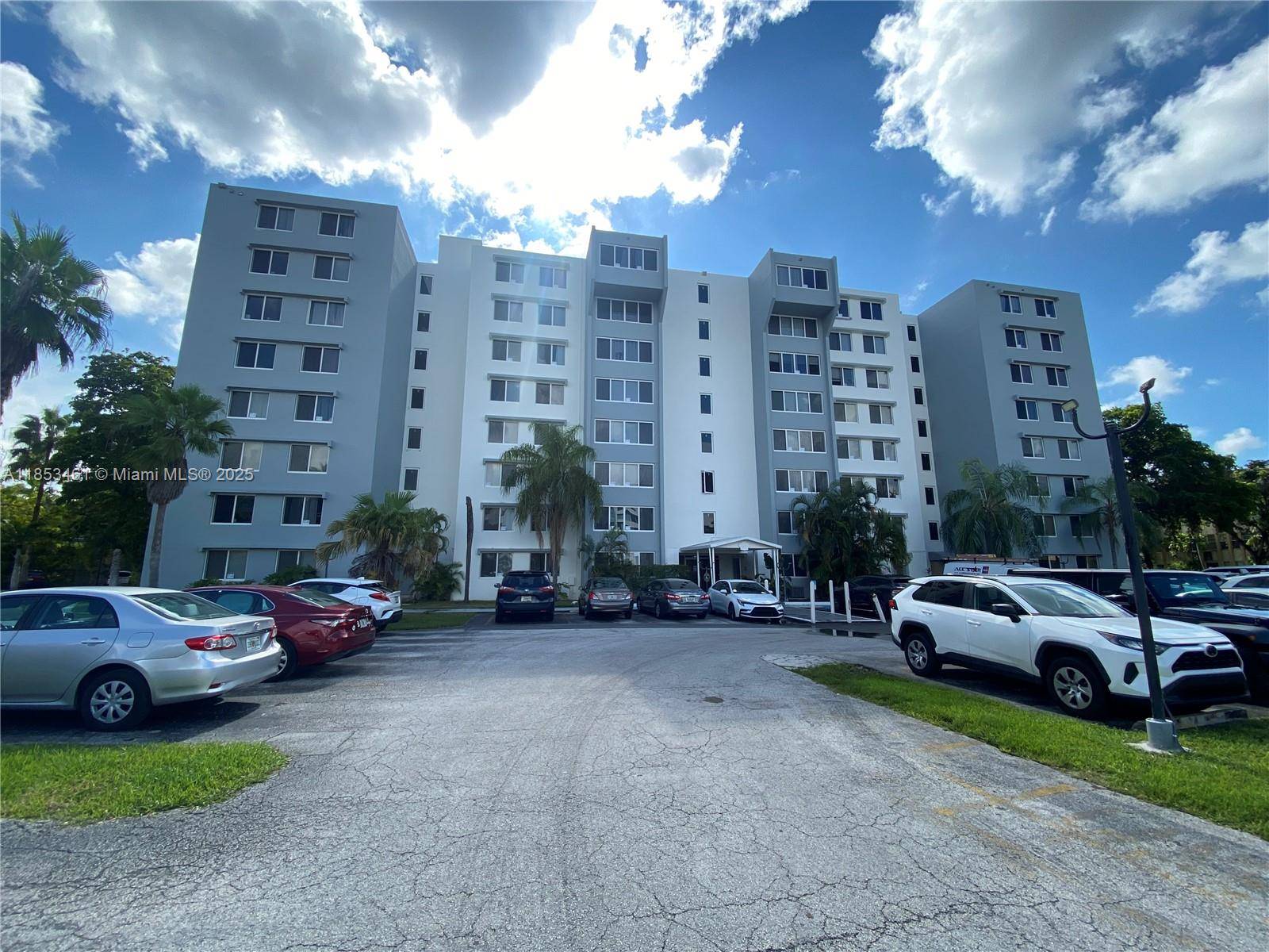 Miami, FL 33156,9143 SW 77 AV #B807
