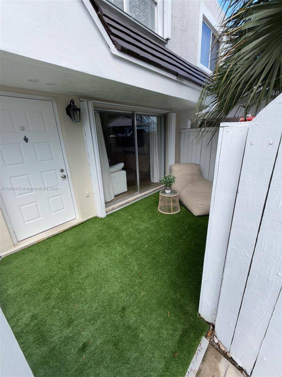 Miami, FL 33155,4530 SW 68th Ct Cir #35-6