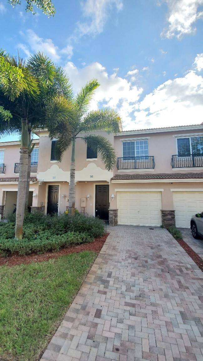 Weston, FL 33326,265 Las Brisas Circle #265