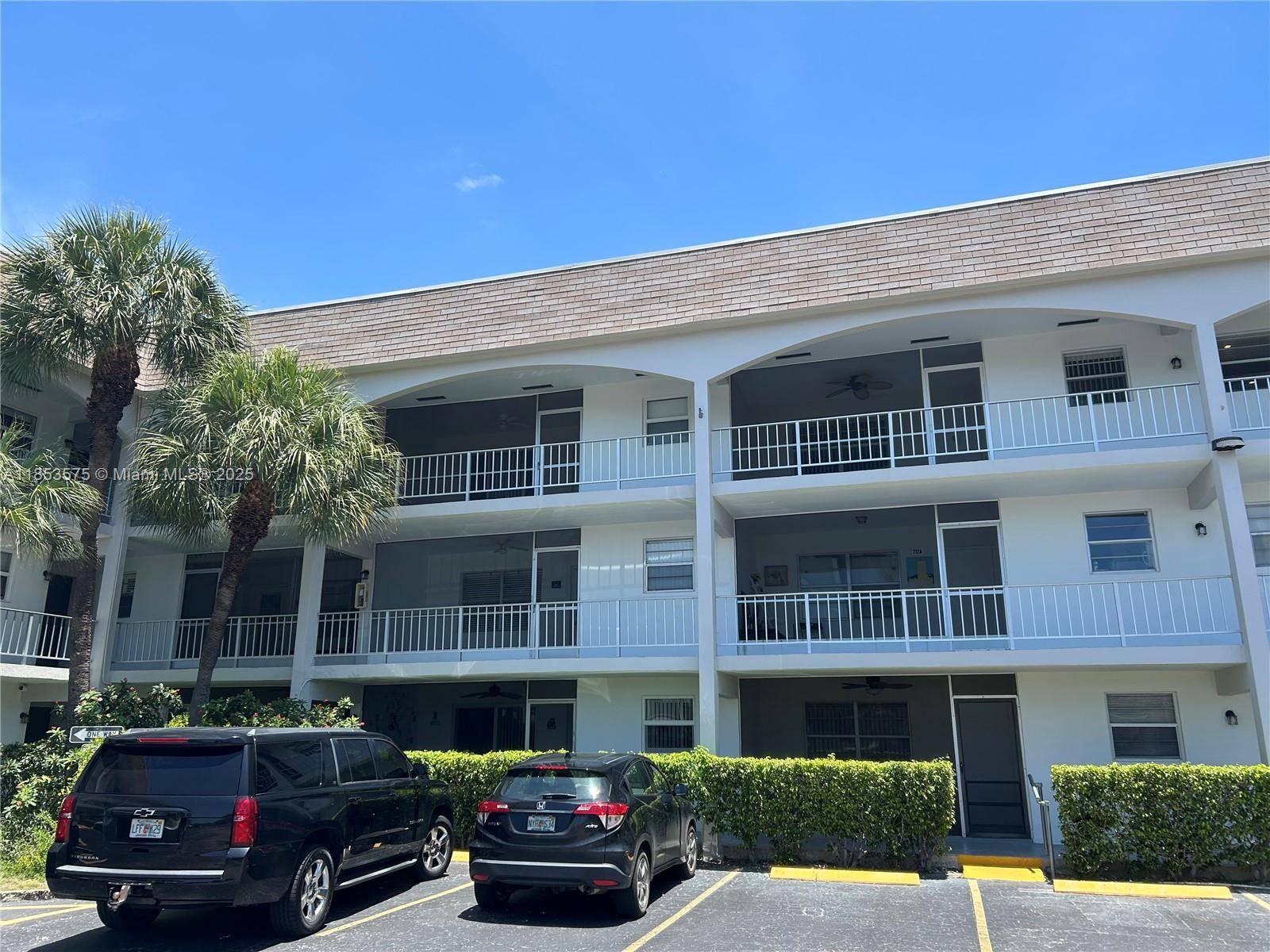 Hallandale Beach, FL 33009,501 Blue Heron Dr #110-A