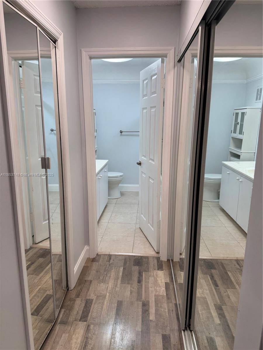Weston, FL 33326,303 Racquet Club Rd #303