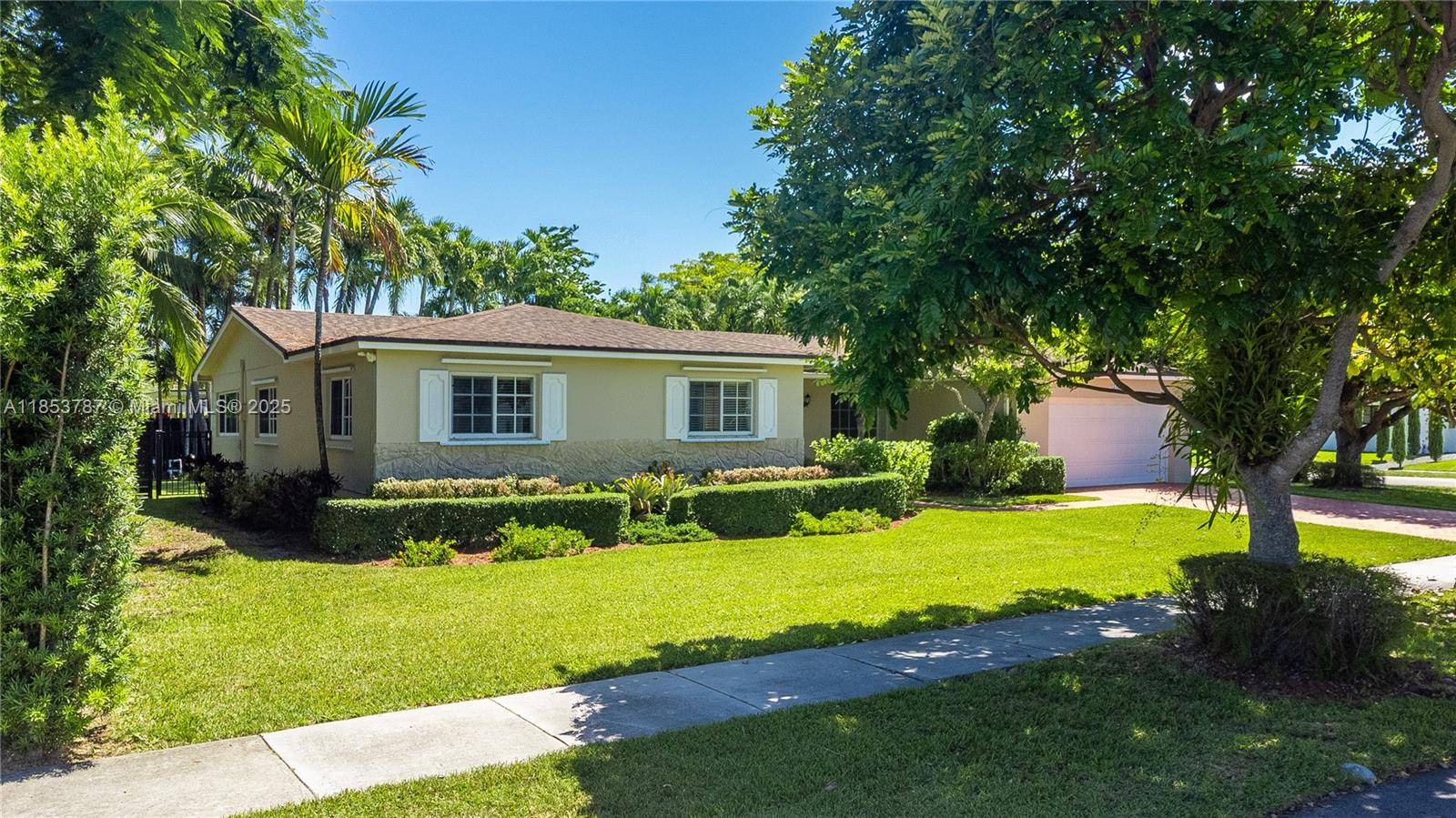 Miami, FL 33176,10480 SW 93rd Ter