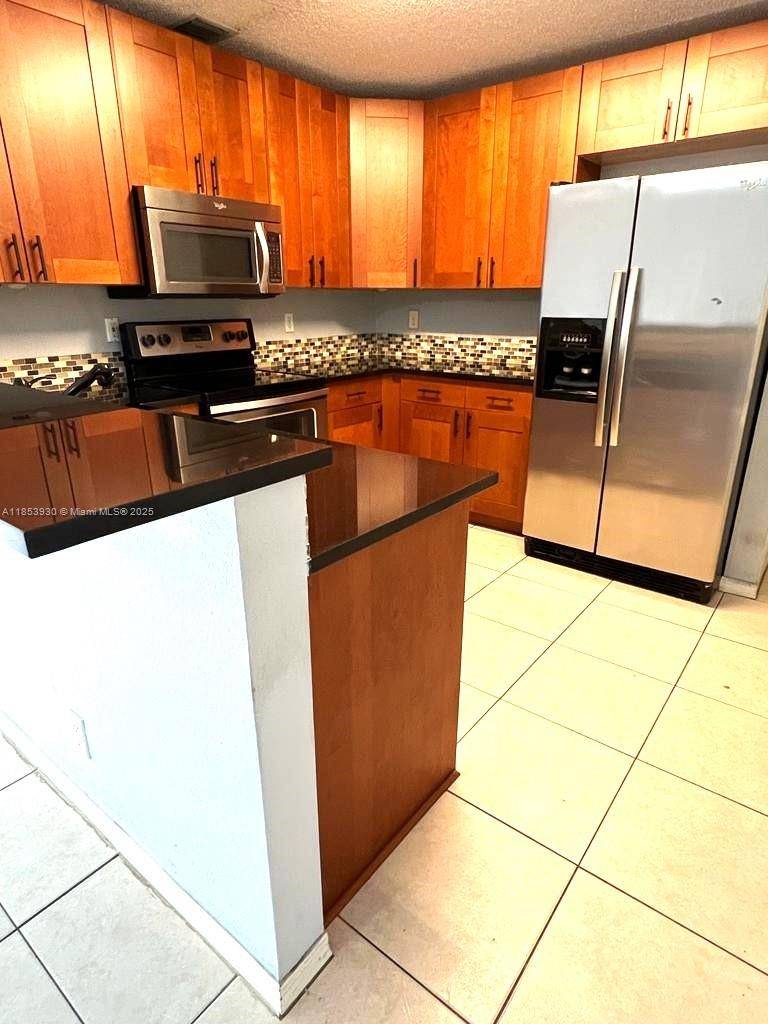 Deerfield Beach, FL 33442,1109 SW 44th Way #1109
