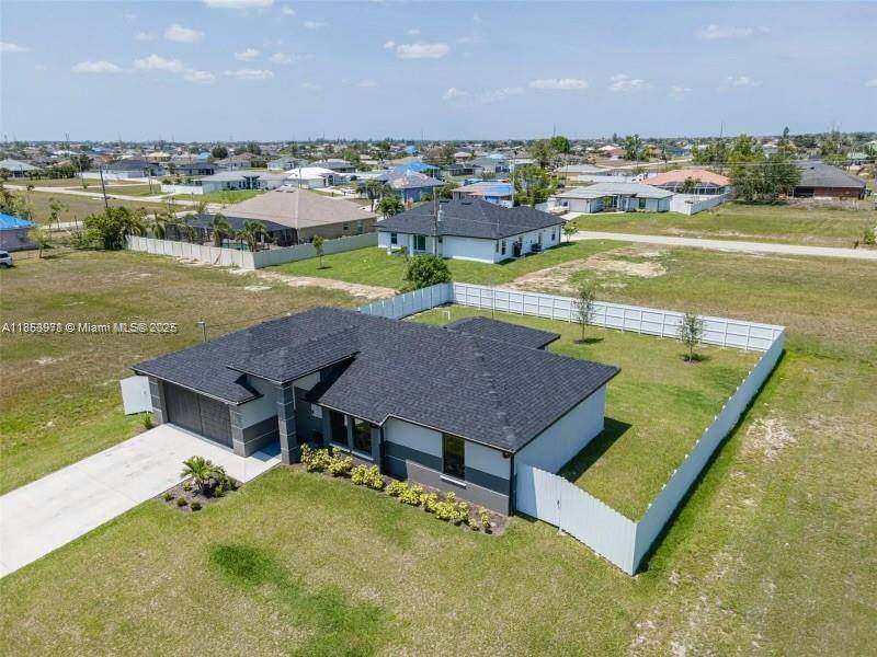 Cape Coral, FL 33909,1302 NE 2nd PLACE
