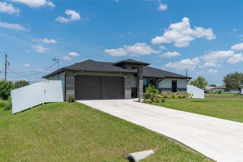 Cape Coral, FL 33909,1302 NE 2nd PLACE