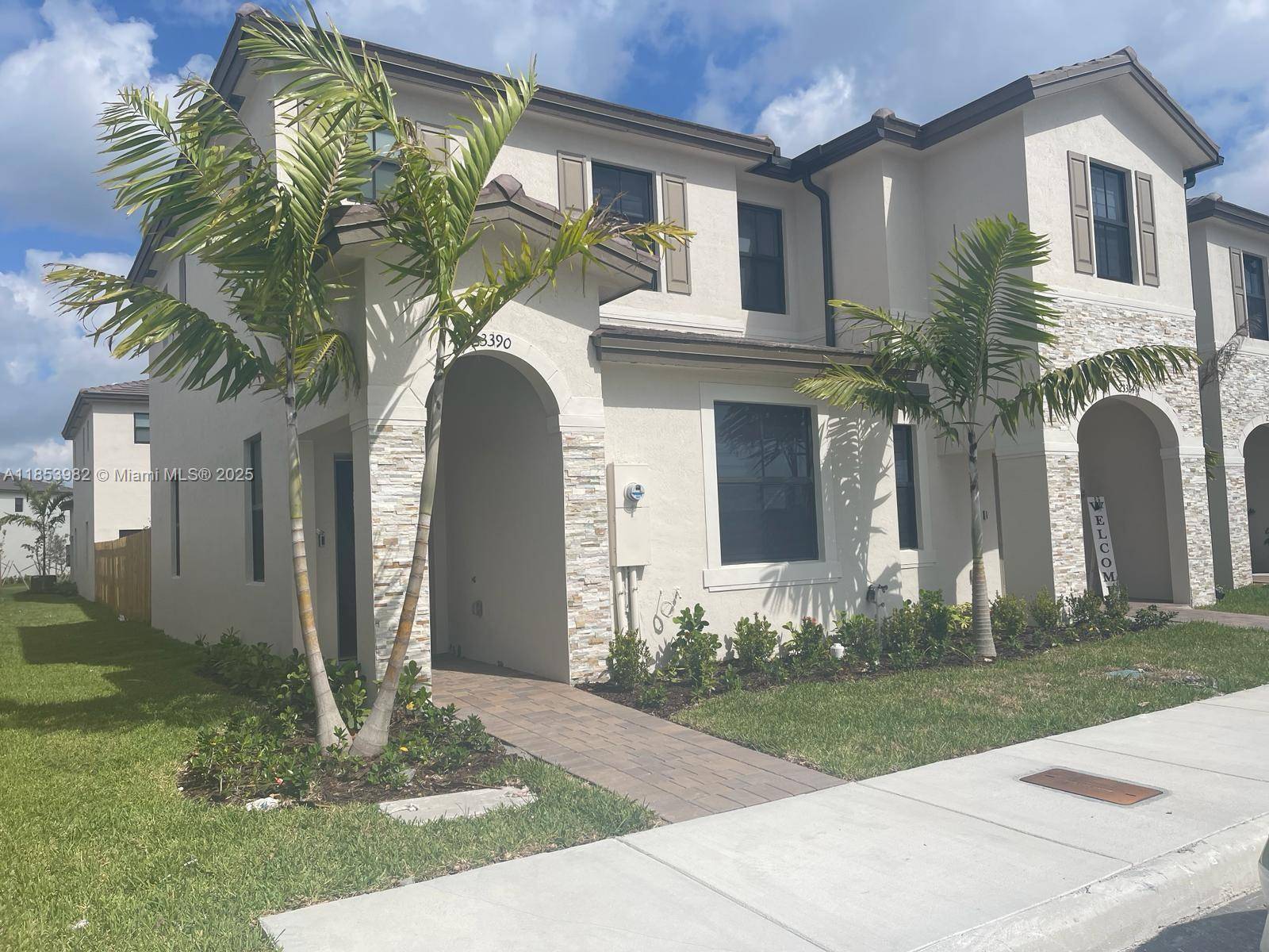 Miami, FL 33032,23390 SW 127th Court