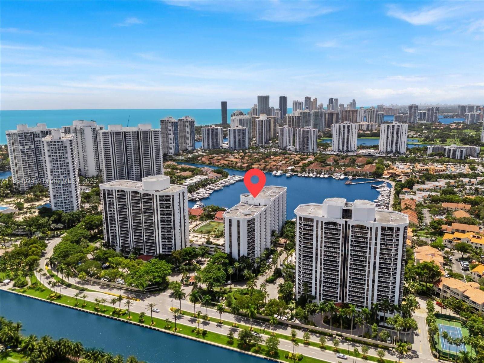 Aventura, FL 33180,3610 Yacht Club Dr #805