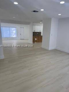 Oakland Park, FL 33309,770 NW 38th St