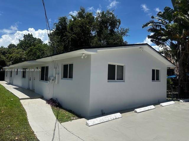 Miami, FL 33127,5700 NW 5th Ave #5702