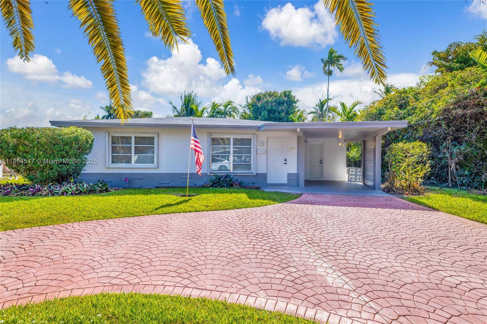 Oakland Park, FL 33309,2020 NW 33rd Ct #Waterfront