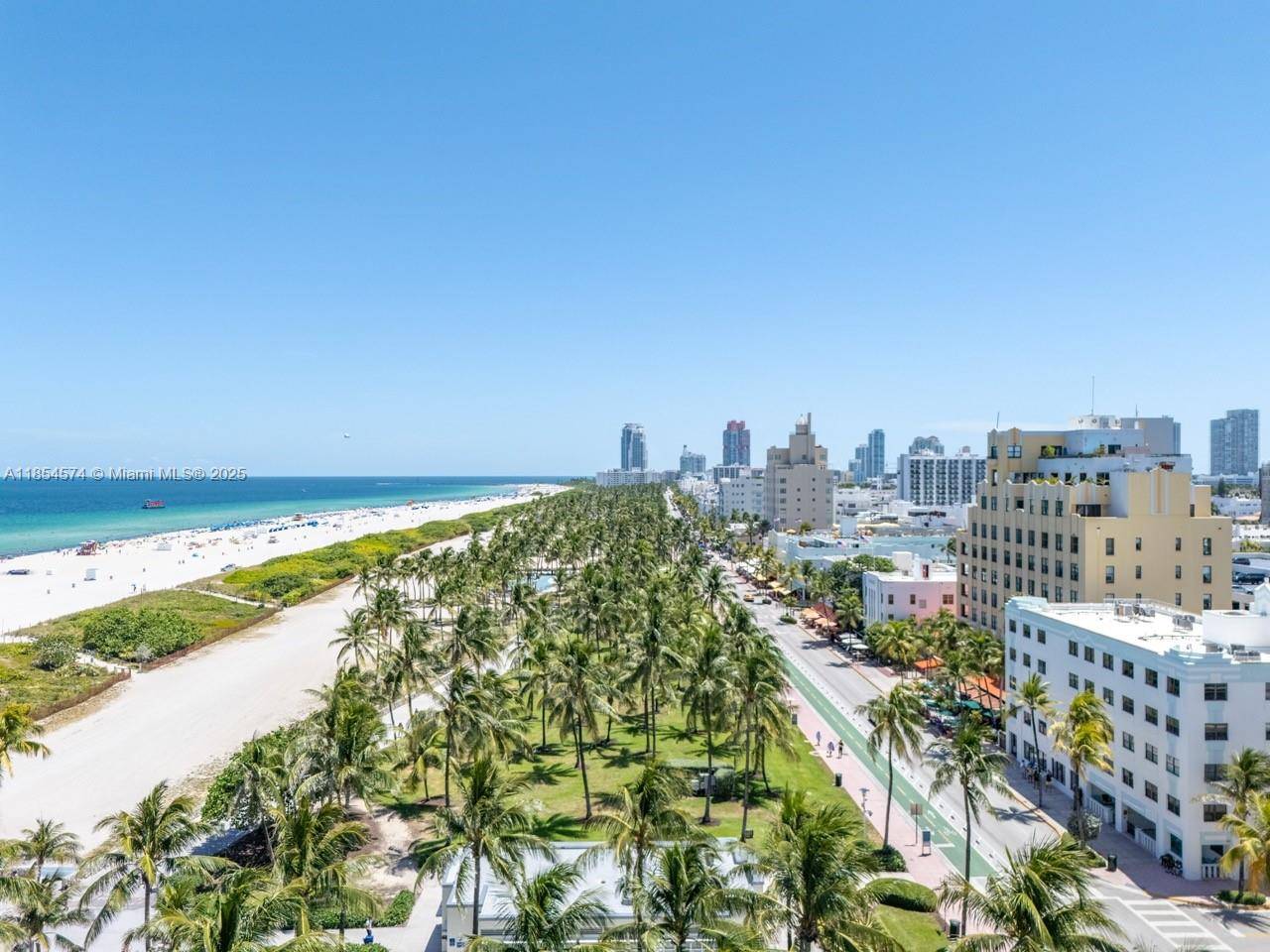 Miami Beach, FL 33139,1390 Ocean Dr #307