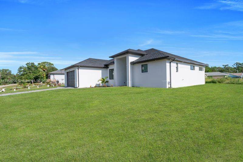 Lehigh Acres, FL 33972,4507 E 9th
