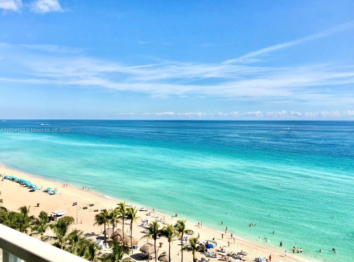 FL 33160,16699 E Collins Ave #1103