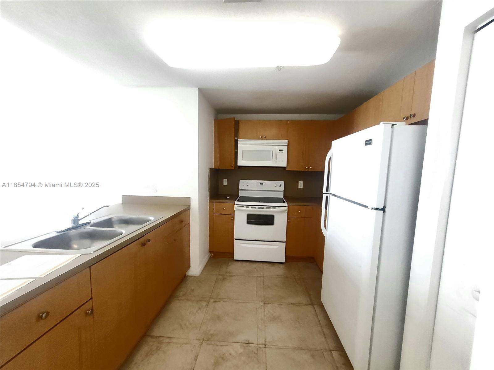 Miami, FL 33130,435 SW 12th Ave #502