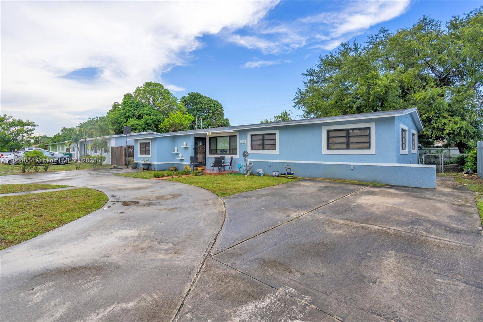 Miami Gardens, FL 33055,19211 NW 37th Ct