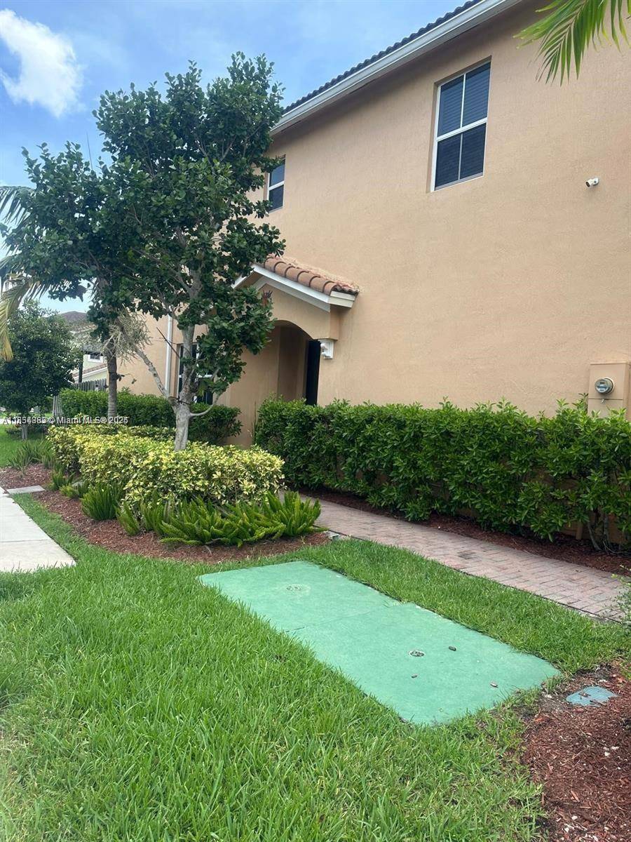 Homestead, FL 33035,2450 SE 14th Ct #2450