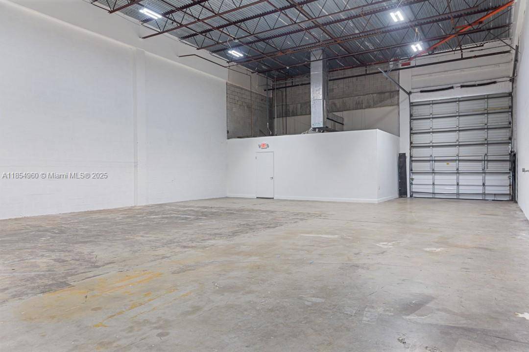 Doral, FL 33126,1501 NW 82nd Ave