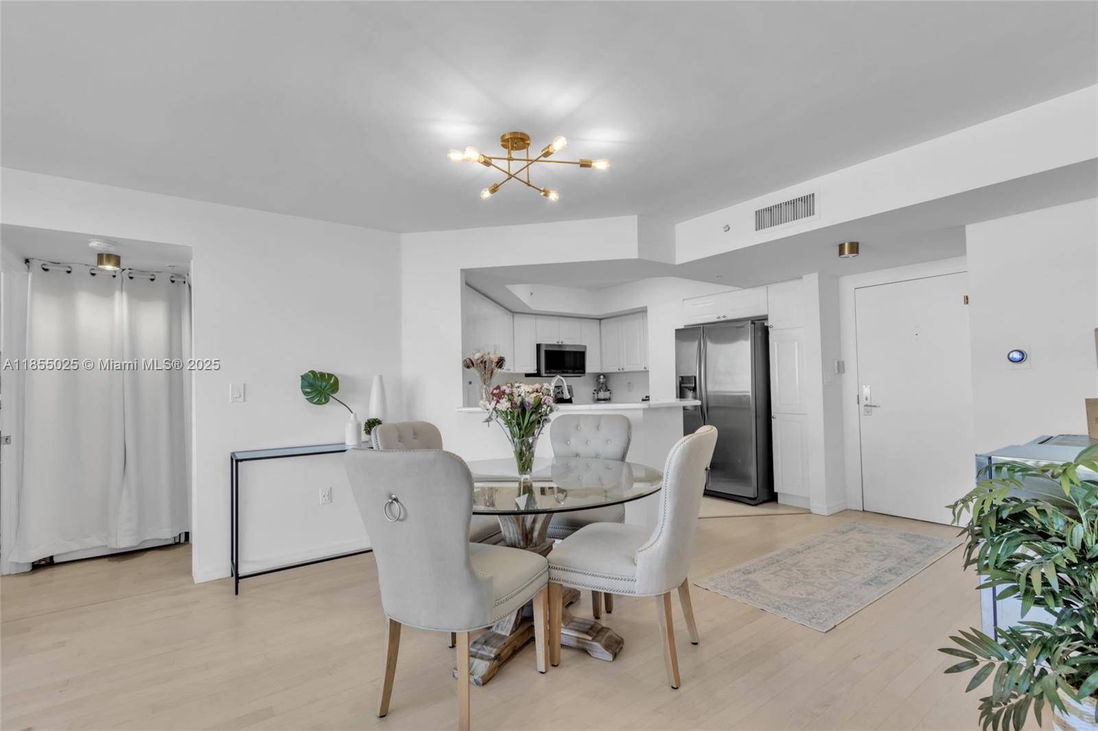 Miami Beach, FL 33139,1800 Sunset Harbour Dr #1003