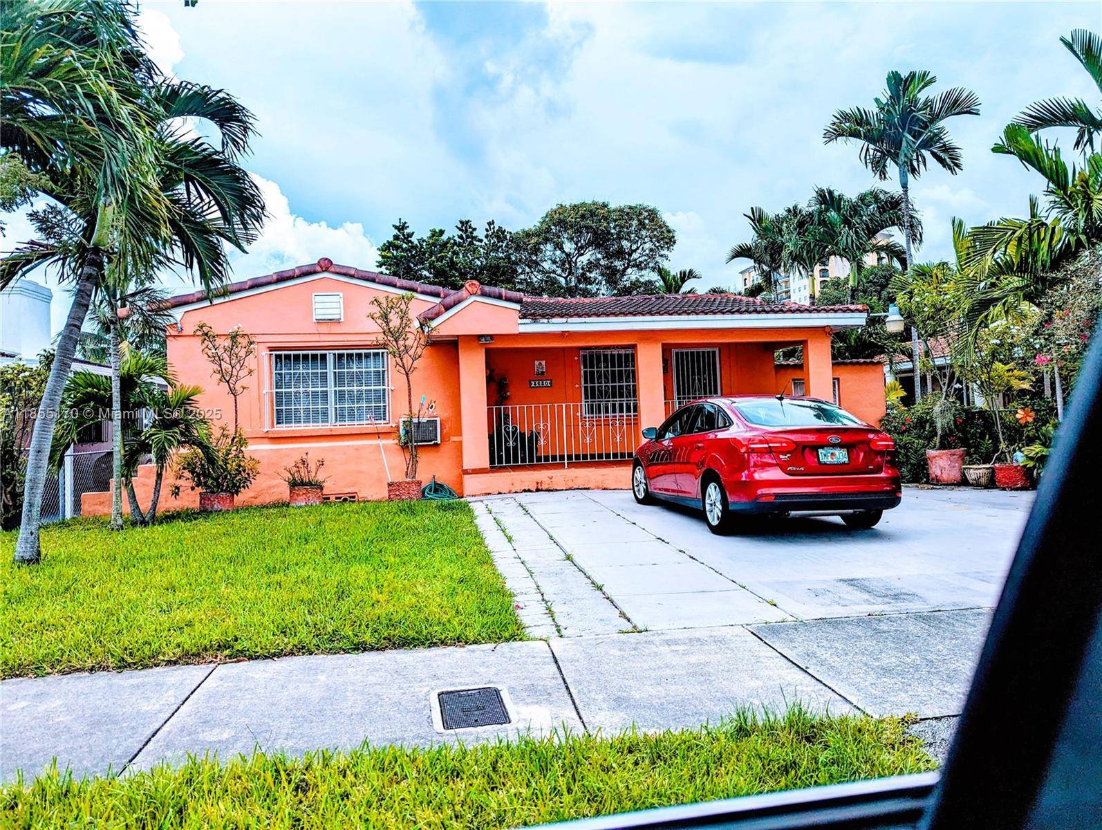 Miami, FL 33145,3630 SW 15th St #0