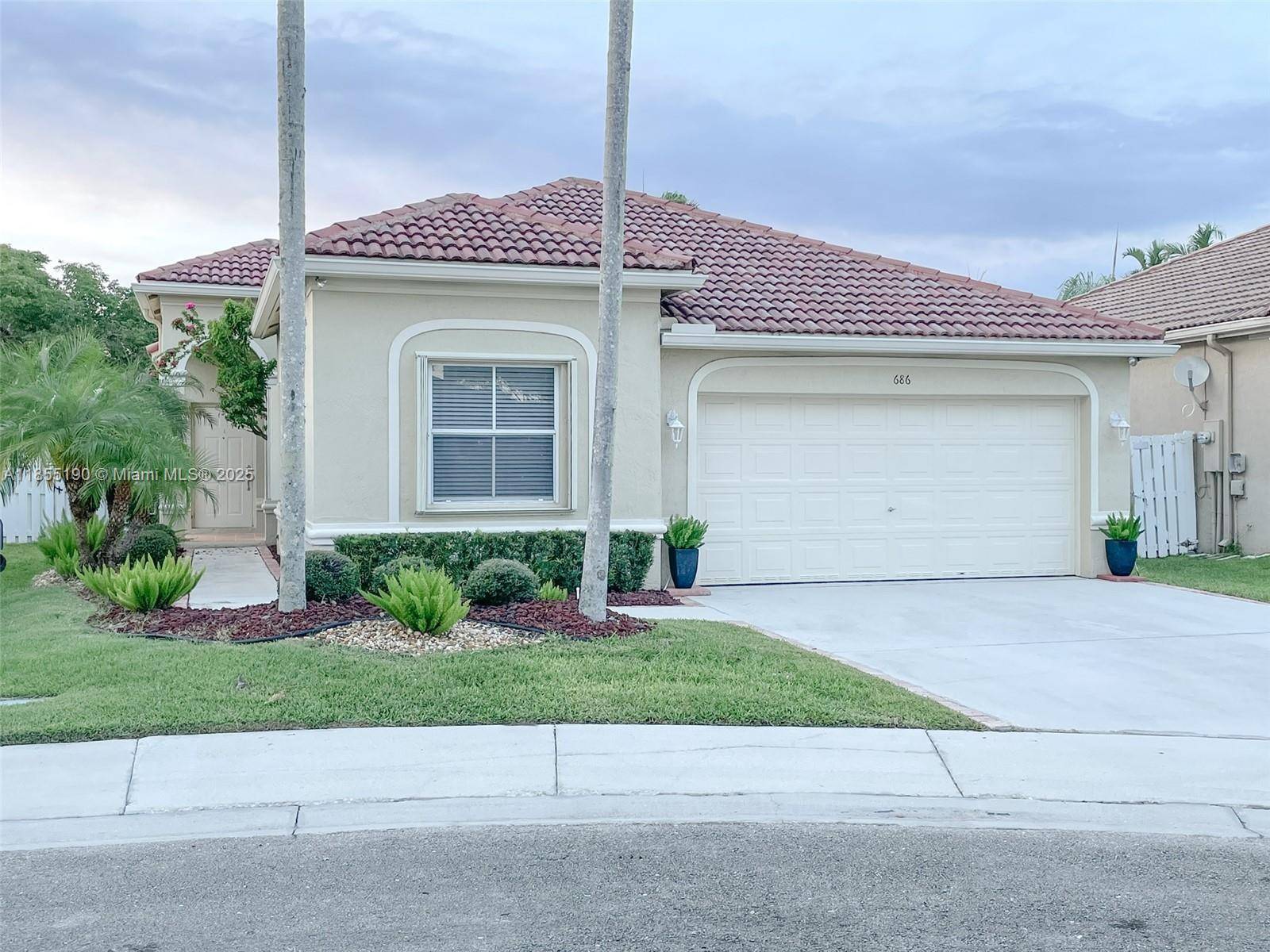 Weston, FL 33327,686 Maplewood Ct #686