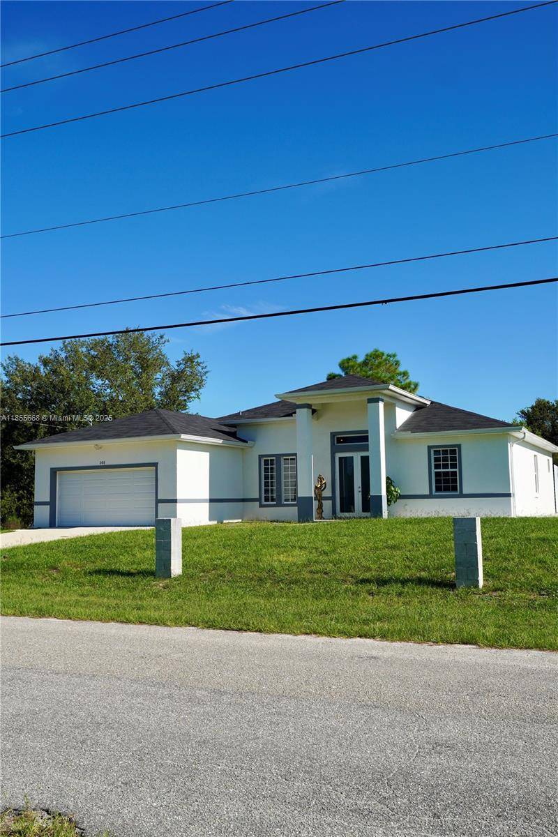 Lehigh Acres, FL 33972,105 E 15th st