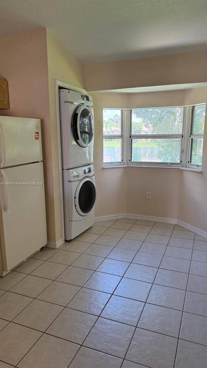 Homestead, FL 33035,1271 SE 27th St #203