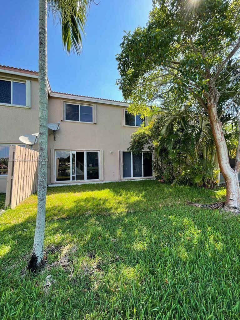 Davie, FL 33324,1683 SW 109th Ter