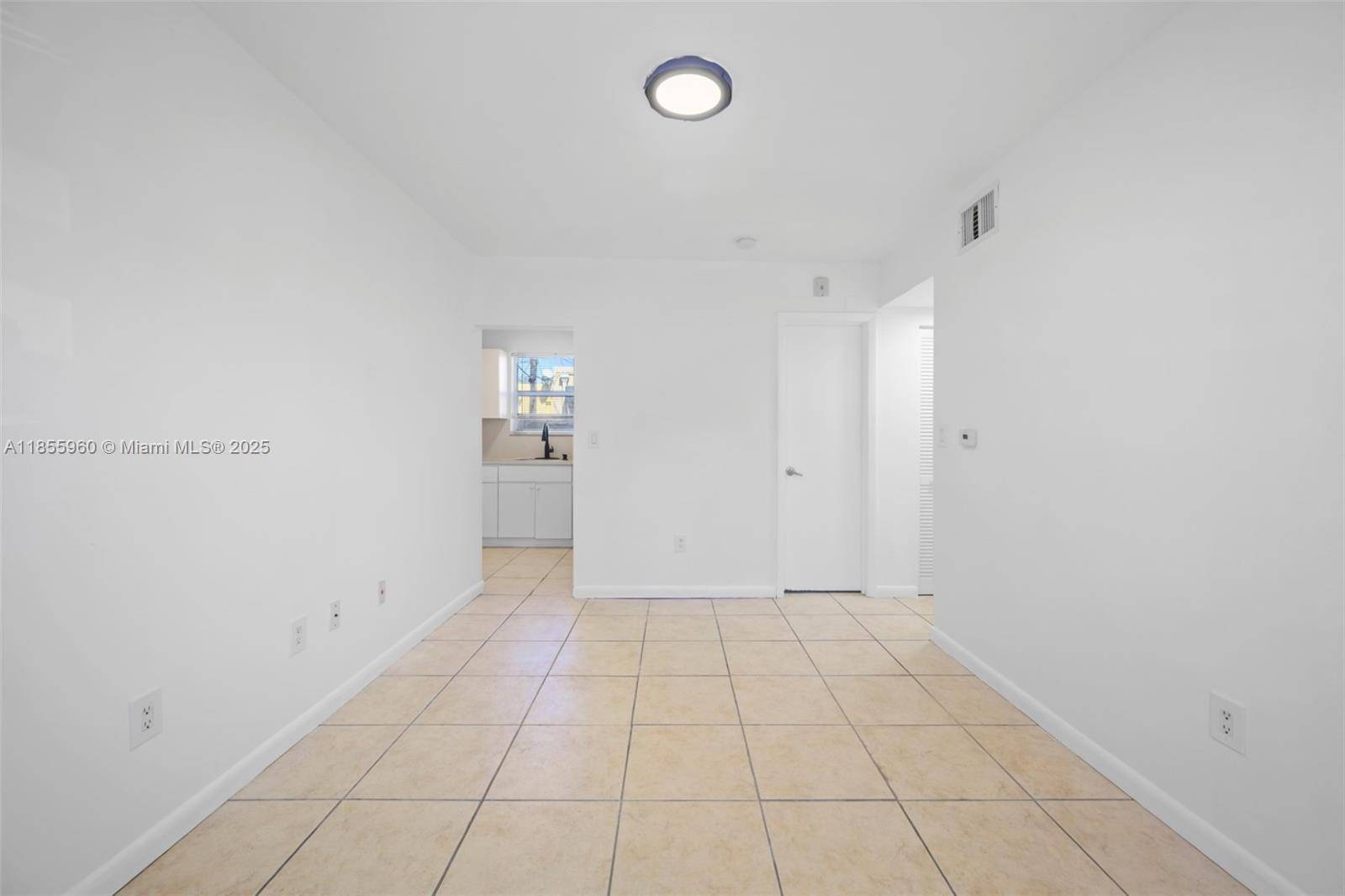 Miami, FL 33138,577 NE 82nd St #16