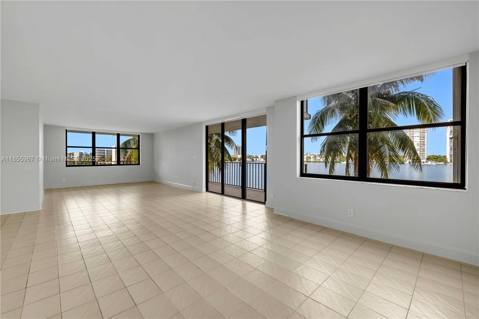Aventura, FL 33160,18151 NE 31st Ct #317