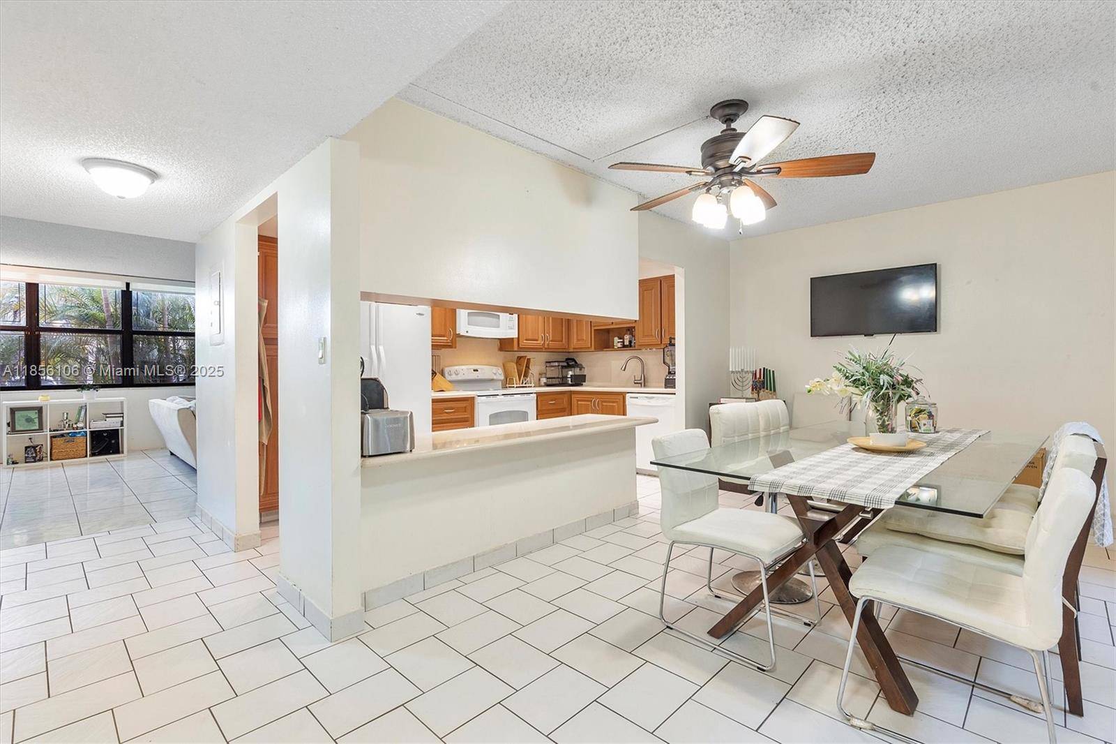 Aventura, FL 33180,20401 NE 30th Ave #106-8