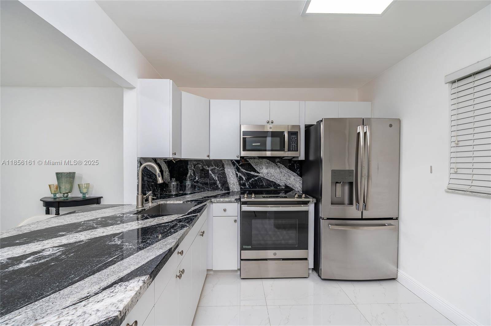 Miami, FL 33143,7850 Camino Real #0-117