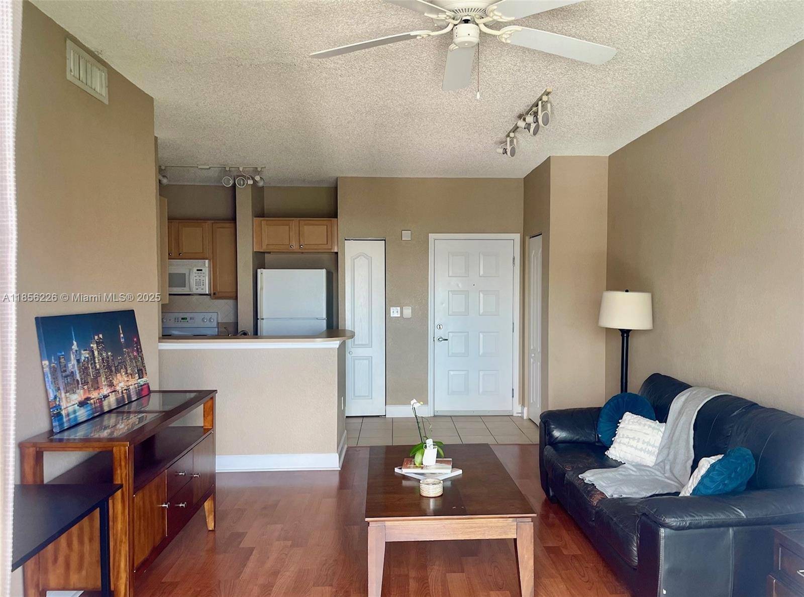 South Miami, FL 33143,6001 SW 70th St #535