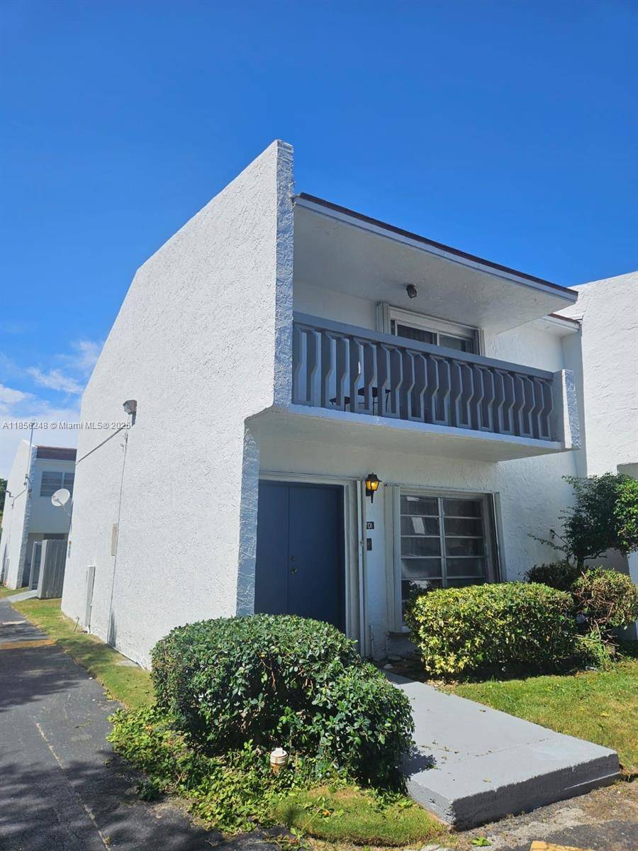 Palmetto Bay, FL 33157,17180 SW 94th Ave #701